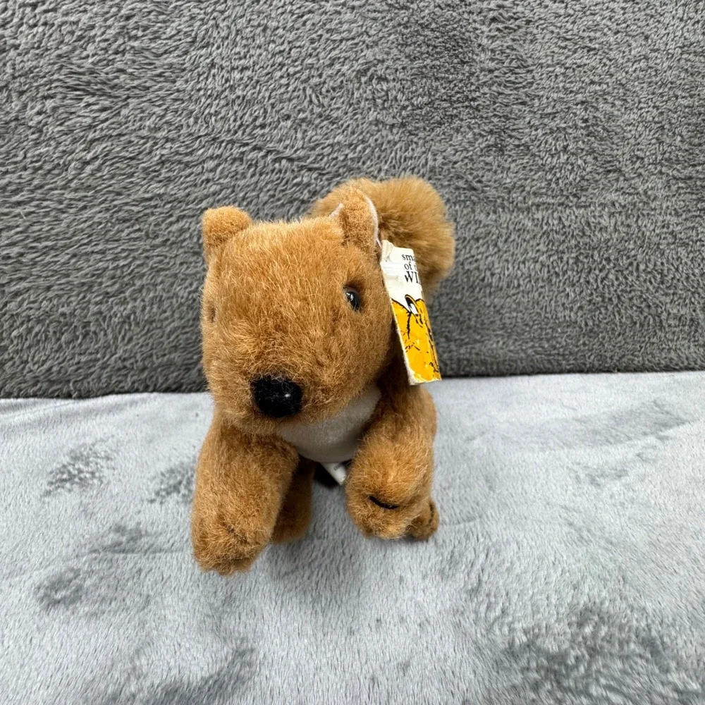 Wildlife Artists Small of the Wild‎ Red Squirrel Plush 1993 Brown New with Tags